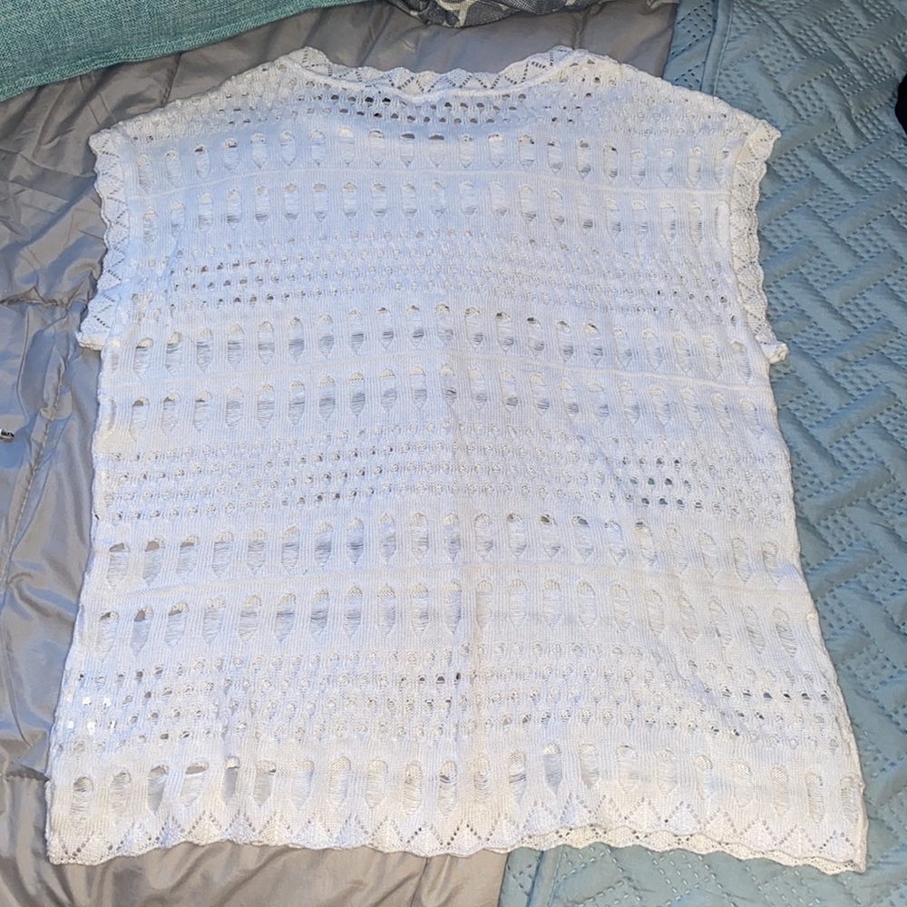 Elementz Sheer white sweater vest. Very lightweight size PM - Picture 11 of 14